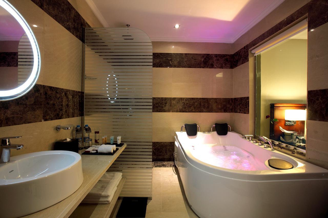 Grand Plaza Hotel - Dhabab Riyad Extérieur photo